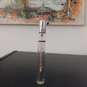 Stella McCartney L. I. L. Y